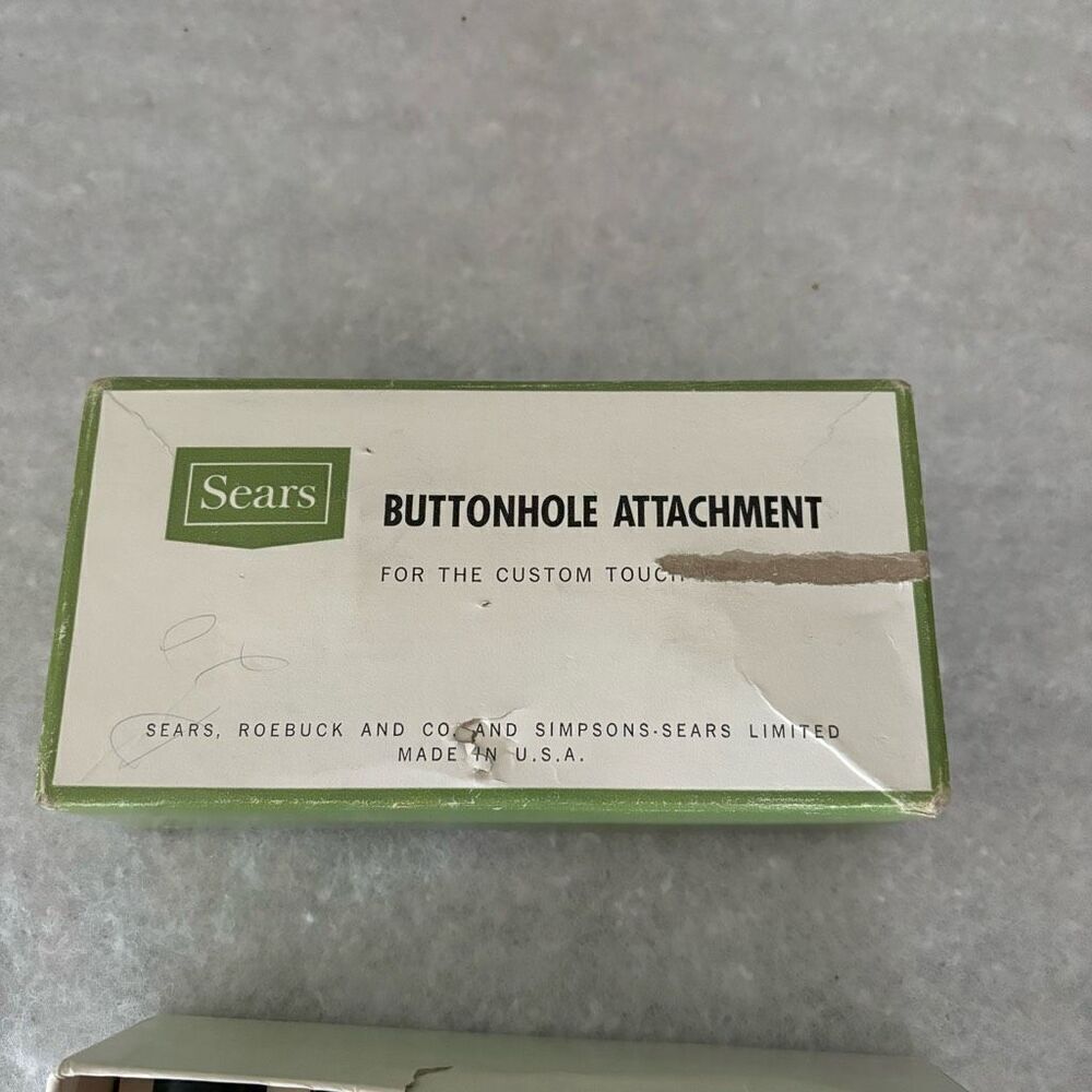 Sears Vintage Buttonhole Attachment Sewing Machine - Picture 4 of 6